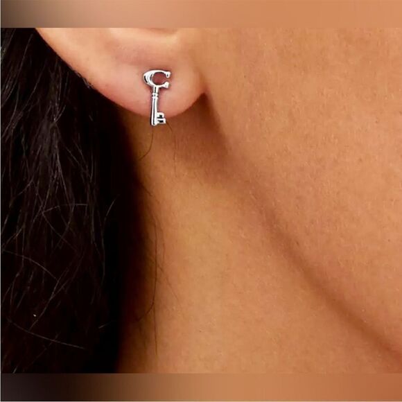 Coach Silver Earring Set NWT in box - Picture 3 of 7